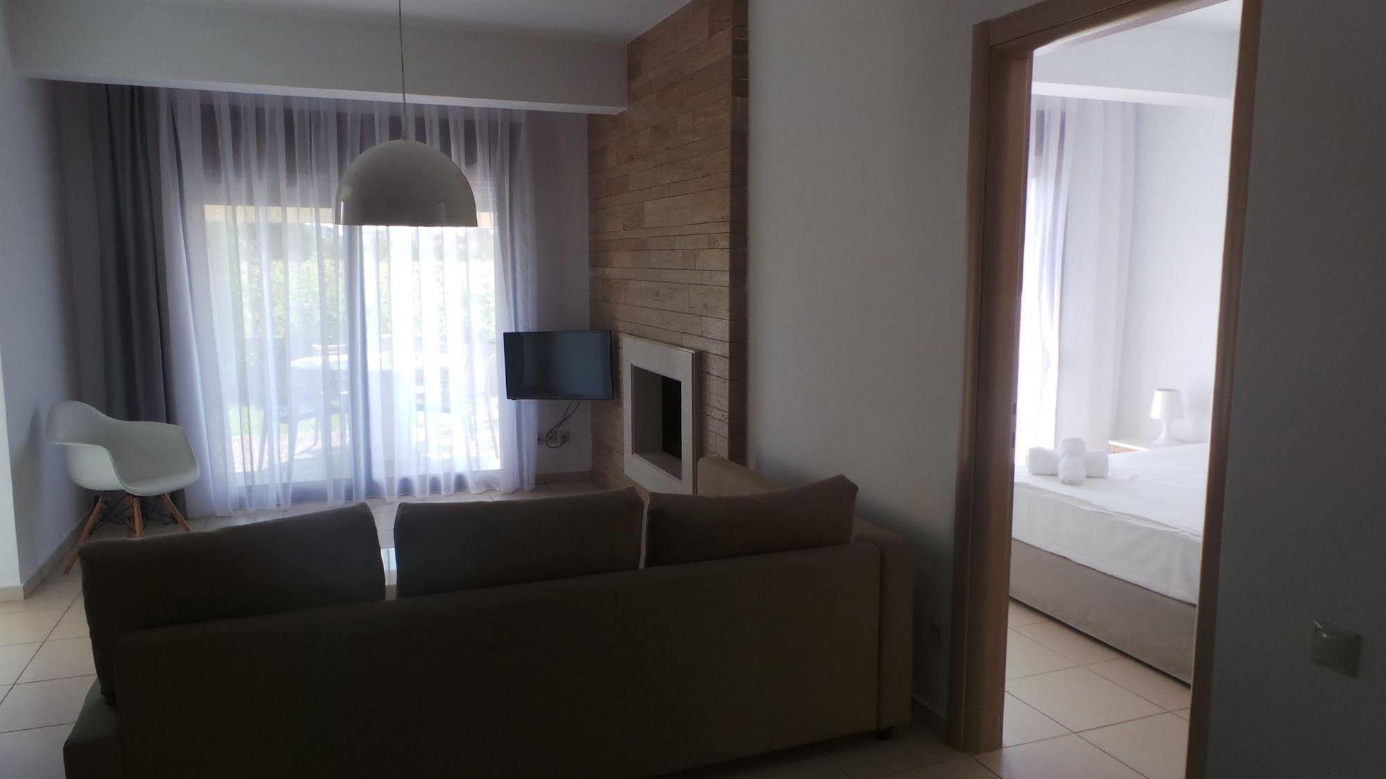 Niovi Boutique Apartments 아피토스 외부 사진