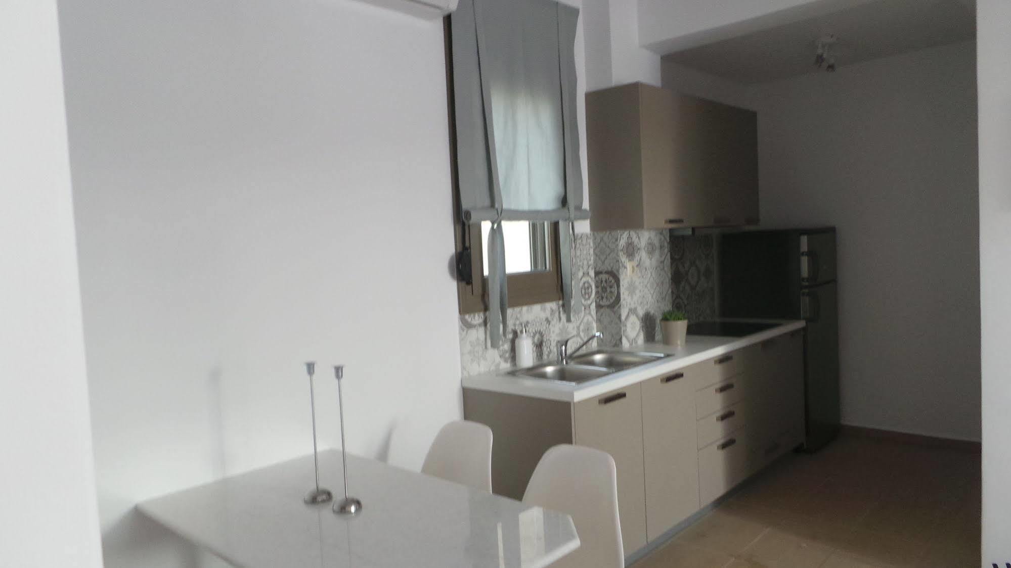 Niovi Boutique Apartments 아피토스 외부 사진