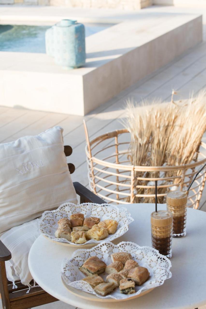 Niovi Boutique Apartments 아피토스 외부 사진